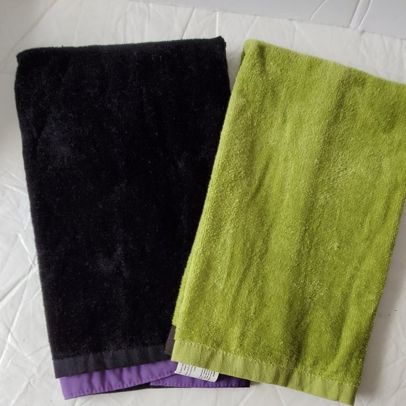 Two Halloween Frankenstein And Spider Hand Towels - Picture 2 of 12